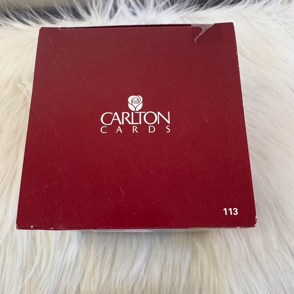 Carlton Cards Heirloom Collection Marilyn Christmas ToAll! - Picture 2 of 4